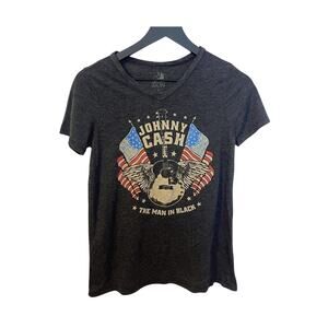 Johnny Cash “The Man in Black” Graphic T-Shirt Women’s Medium V-Neck
